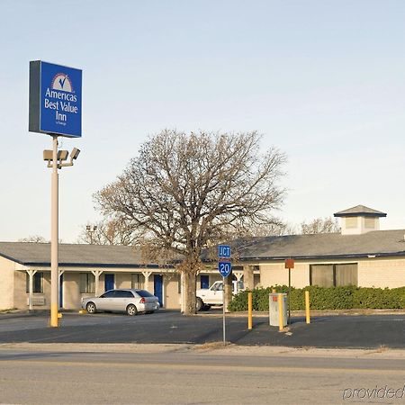 Americas Best Value Inn Cisco Exterior photo